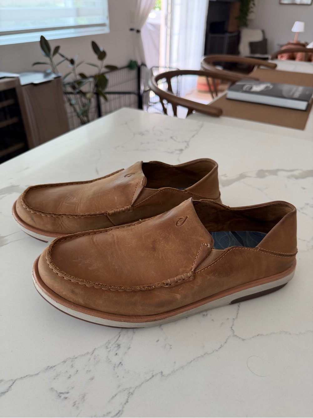 OluKai Kalia slip on loafers Men’s 9
